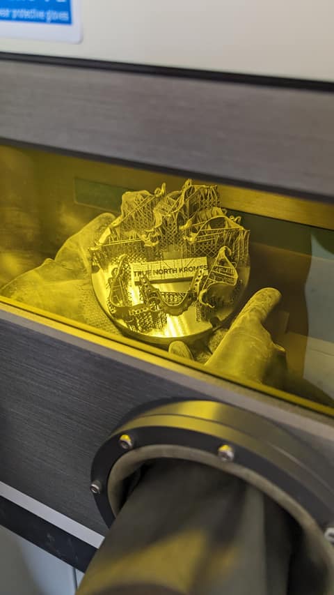 Cobalt-chrome dental frameworks on a Chamlion SLM printer build plate